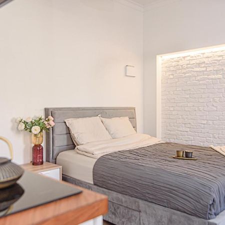 Welcoming Studio In Historic Vilnius With Free Parking By Urban Rent Apartman Kültér fotó