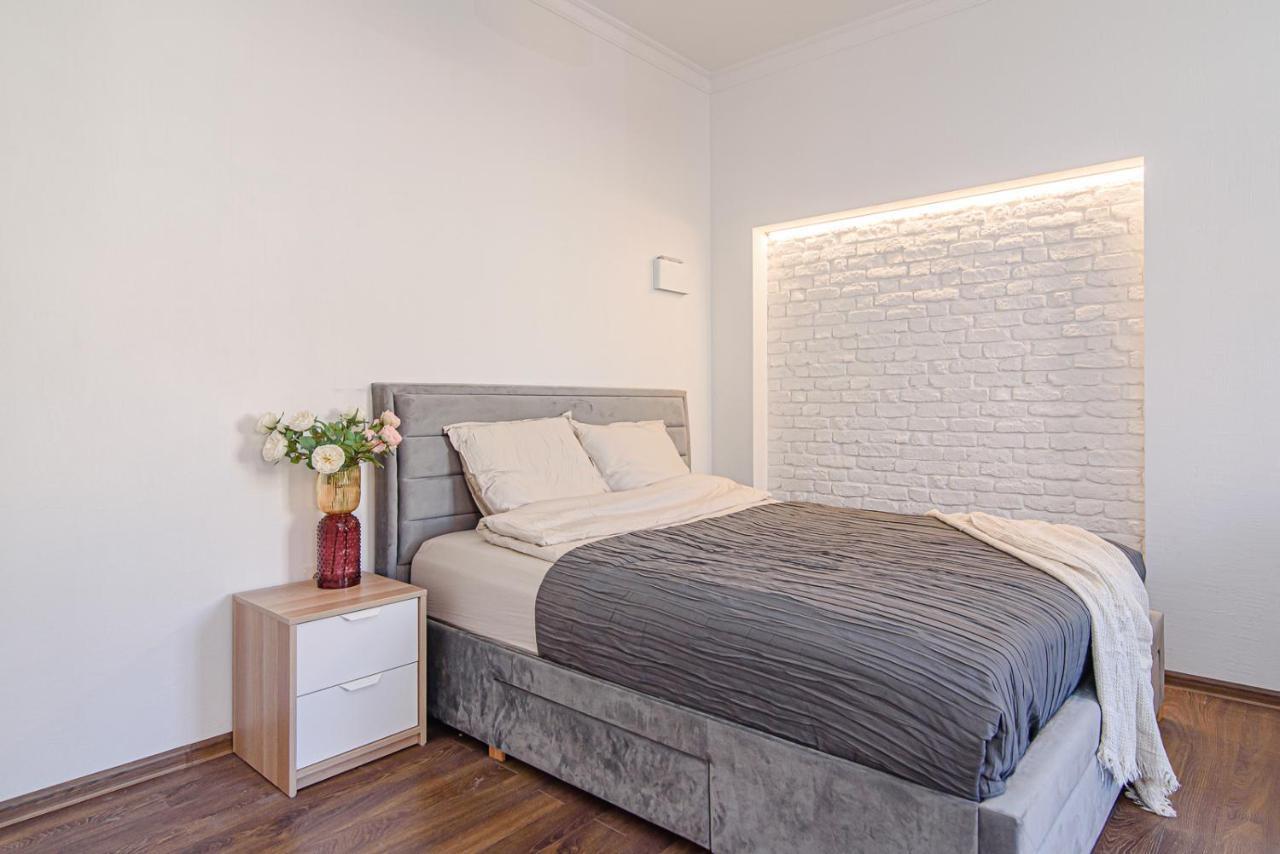 Welcoming Studio In Historic Vilnius With Free Parking By Urban Rent Apartman Kültér fotó