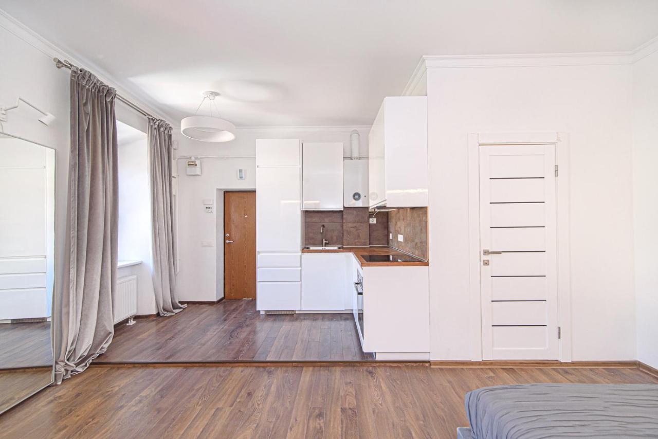 Welcoming Studio In Historic Vilnius With Free Parking By Urban Rent Apartman Kültér fotó