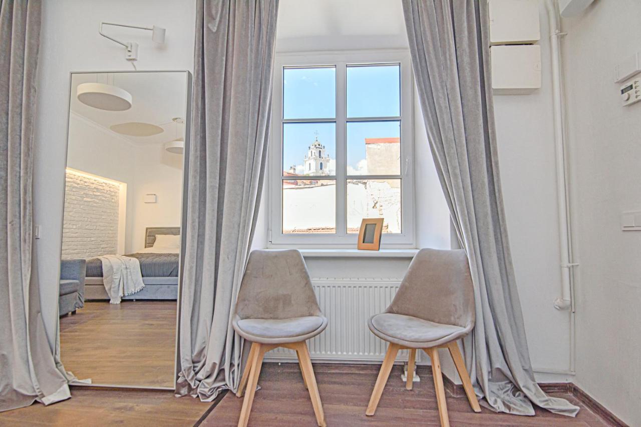 Welcoming Studio In Historic Vilnius With Free Parking By Urban Rent Apartman Kültér fotó